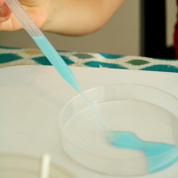 Mixing blue