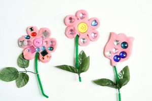 Flower Play Dough Invitation - Fantastic Fun &amp; Learning