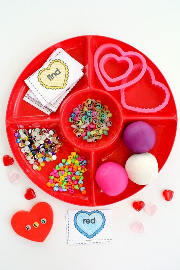 Candy Heart Spelling Valentine's Day Play Dough and Free Printable Sight Word Cards