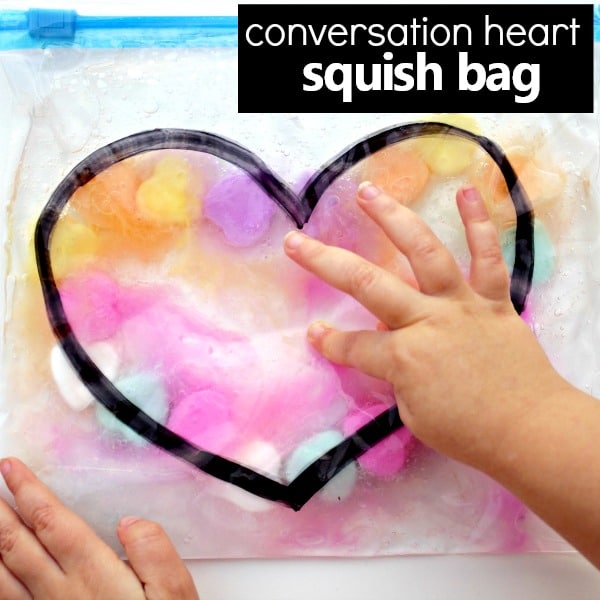 Conversation Heart Sensory Squish Bag for Toddlers and Preschoolers-with a fun science twist! #valentinesday #preschool #kidsactivities