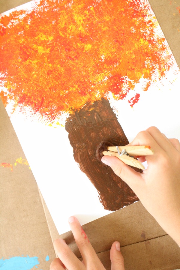 Fall Tree Craft for Preschoolers