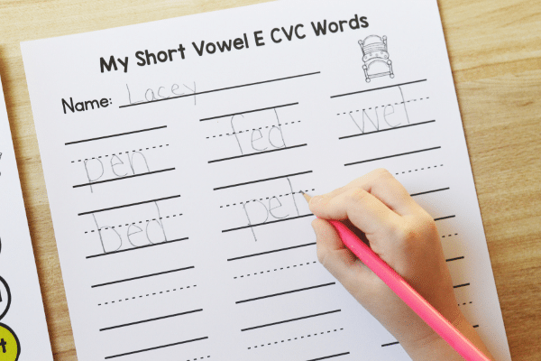 Short E CVC Game for Kindergarten and First Grade