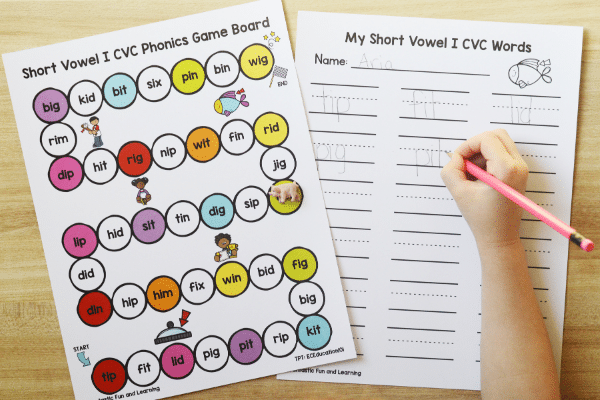 Free printable short vowel CVC game for short I sound activities